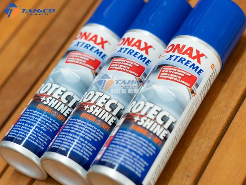 Chai xịt phủ Nano bóng sơn Sonax xtreme Protect Shine dễ dàng lau sạch bụi bẩn hơn sau khi phủ bảo vệ