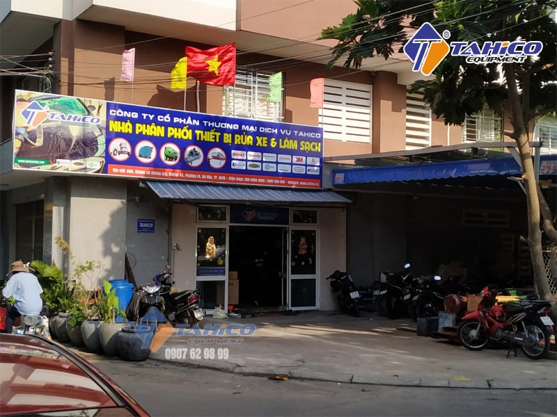 Địa chỉ cung cấp dung dịch vệ sinh nội thất ô tô chính hãng