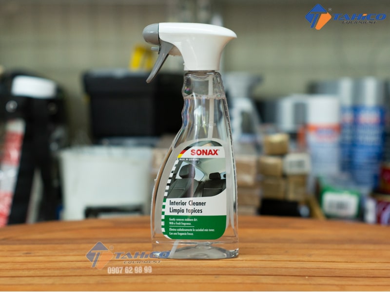 Dung dịch làm sạch nội thất xe Sonax Car Interior Cleaner