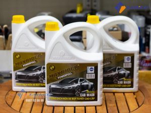 Dung dịch rửa xe bọt tuyết Maxrider Powerfull 5 lít giúp xe luôn sạch bóng như mới và bảo vệ màu sơn của xe