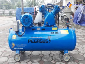 Máy nén khí dây đai Pegasus 15HP 1 cấp dùng điện 3 pha TM-W-1.6/8-500L sở hữu dung tích lên tới 500 lít nên người dùng có thể kết nối cùng lúc các thiết bị