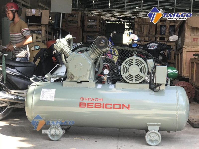 Máy nén khí Piston không dầu 7.5HP 5.5OP-9.5G5A sử dụng chất liệu hợp kim nhôm giúp cho giải nhiệt của máy nén khí tốt hơn.