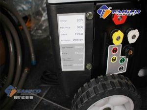 Máy rửa xe cao áp Lutian LT-16MC (2.2Kw) được sản xuất trên dây chuyền công nghệ hiện đại, máy sử dụng các bền chắc như nhựa ABS hay inox có khả năng chống gỉ, chống va đập, giữ được tính thẩm mỹ cao.