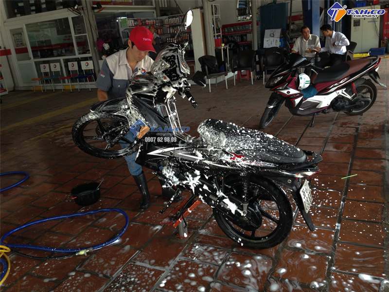 Tư vấn mở tiệm rửa xe máy