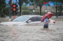 Chia sẻ kinh nghiệm lái xe ô tô qua đường ngập nước