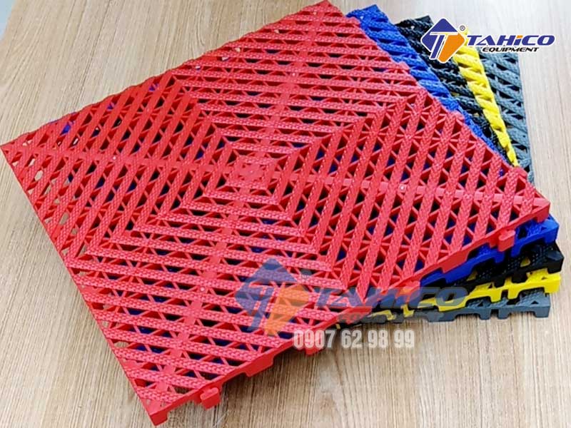 Tấm lót sàn dạng lưới tản nhiệt khảm kim cương cao 2cm