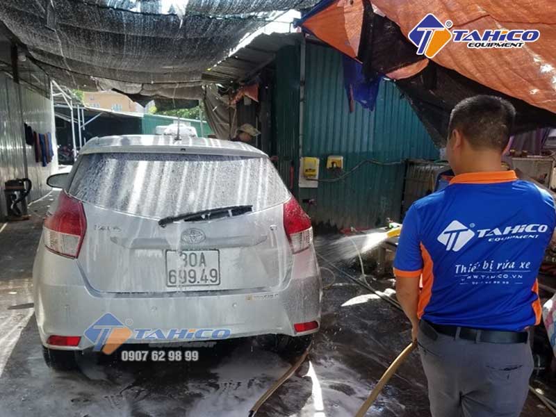 Rửa xe ô tô rất tiết kiệm thời gian