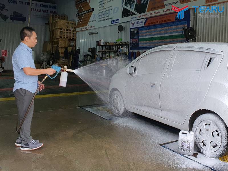 Rửa xe không chạm giúp rút ngắn thời gian rửa xe