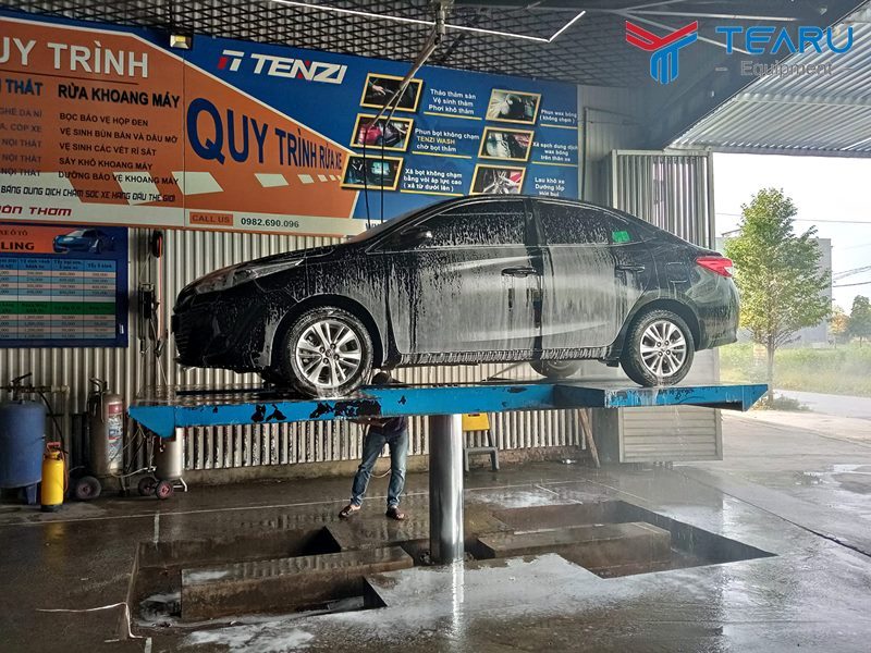 Mua ô tô phải rửa và chăm sóc xe hàng tháng