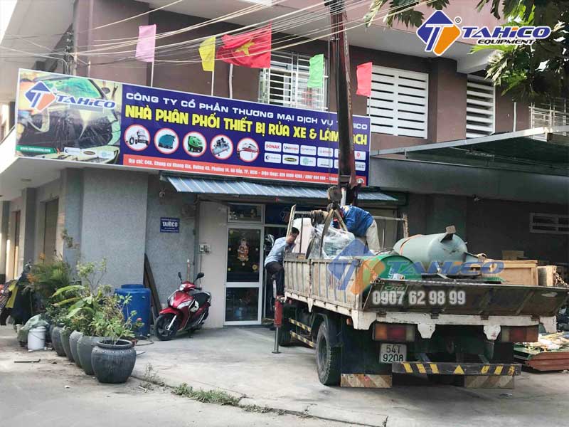 Công ty Tearu bán máy rửa xe dây đai