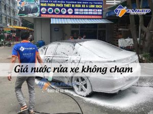 Sử dụng dung dịch rửa xe không chạm