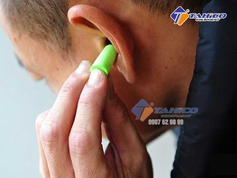 Mang nút bảo vệ tai