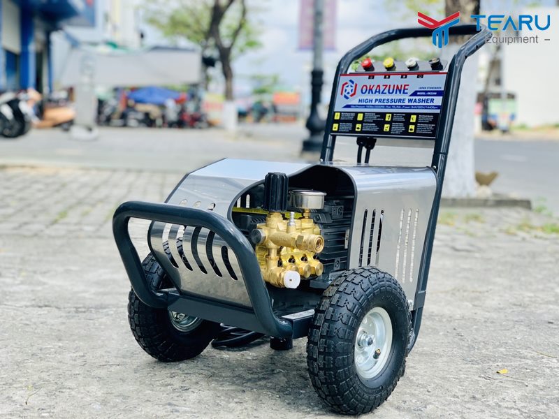 Mở tiệm rửa xe máy không chạm cần những thiết bị gì? 3 Máy rửa xe cao áp giúp phun xịt dung dịch nhanh chóng và sạch sẽ