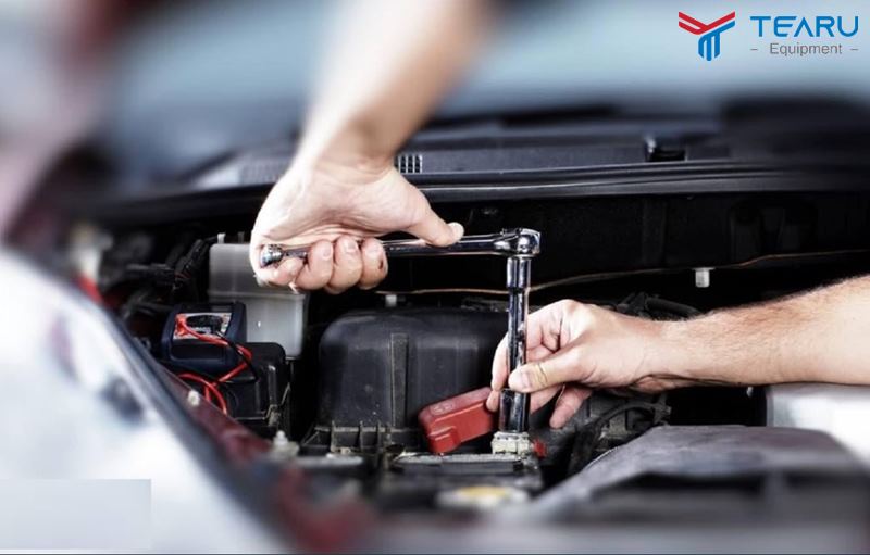 Cần kiểm tra vị trí dầu hộp số ô tô điện