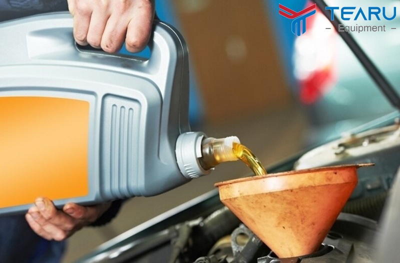 Sự khác biệt giữa dầu nhớt xe hơi và dầu nhớt xe máy