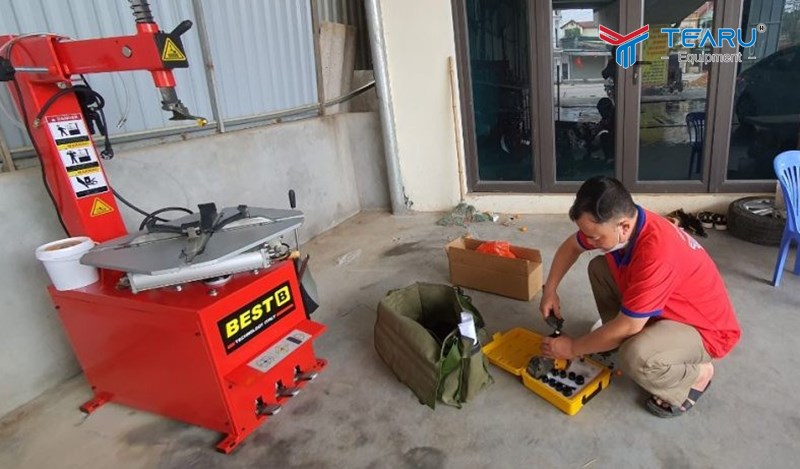 Máy ra vào lốp cũ đã qua sử dụng có nên mua hay không? 2 Máy ra vào lốp cũ sẽ có một số ưu điểm