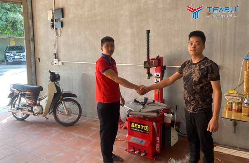 Máy ra vào lốp cũ đã qua sử dụng có nên mua hay không? 4 Nên đầu tư máy ra vào lốp mới để sử dụng lâu dài