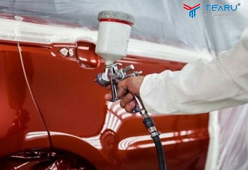 Cấu tạo của các lớp sơn ô tô như thế nào? 3 Sơn bóng
