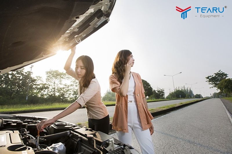 18 Lỗi trên xe ô tô thường gặp và cách kiểm tra, xử lý 4 Xe chết máy giữa đường