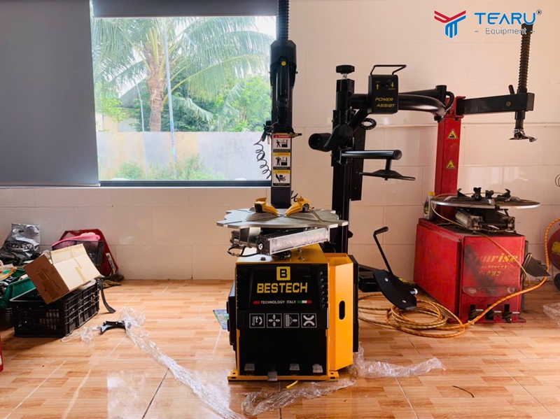 Ghé ngay Tearu để được mua máy ra vào lốp kèm dịch vụ hậu mãi tốt nhất 