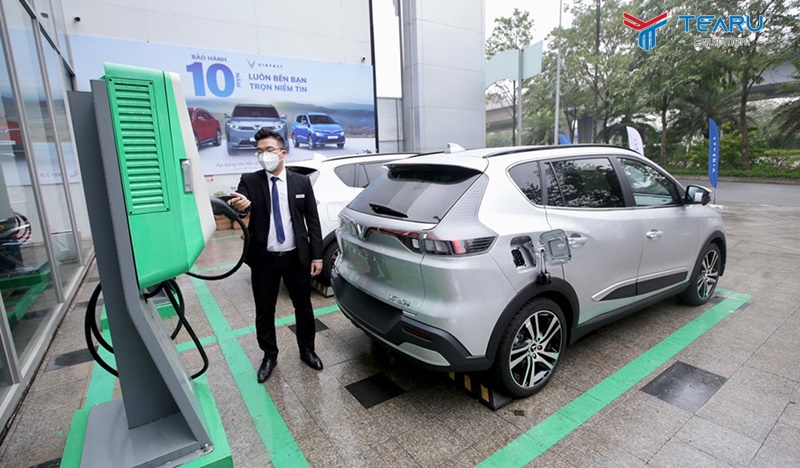 5 Nhược điểm của ô tô điện không phải tài nào cũng biết 4 Chi phí thay pin và sạc điện