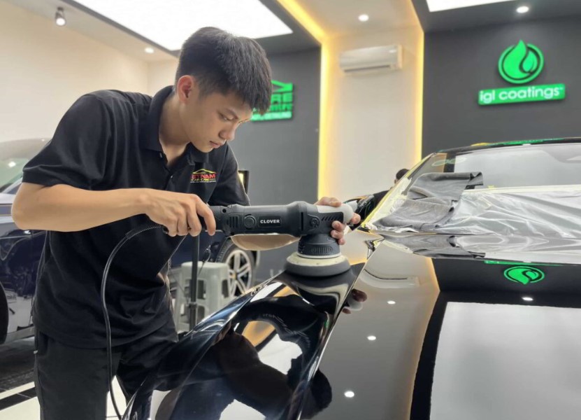10+ Ưu nhược điểm của máy đánh bóng ô tô trên thị trường 3 Máy lệch tâm có khá nhiều ưu điểm