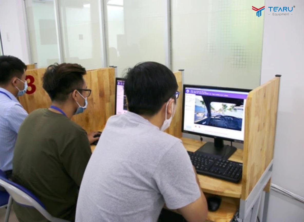 Tin Nóng: Đề Xuất Sát Hạch Bằng Lái Ô Tô Có Thể Bỏ Bài Thi Mô Phỏng