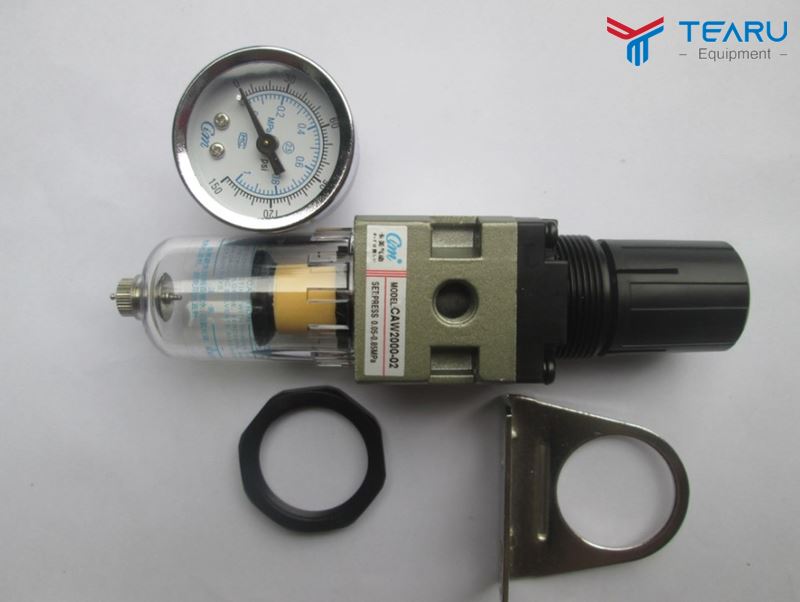 Nguyên Nhân Máy Nén Khí Có Nước Trong Bình Và Cách Xử Lý 4 Sử dụng bộ lọc tách nước máy nén khí