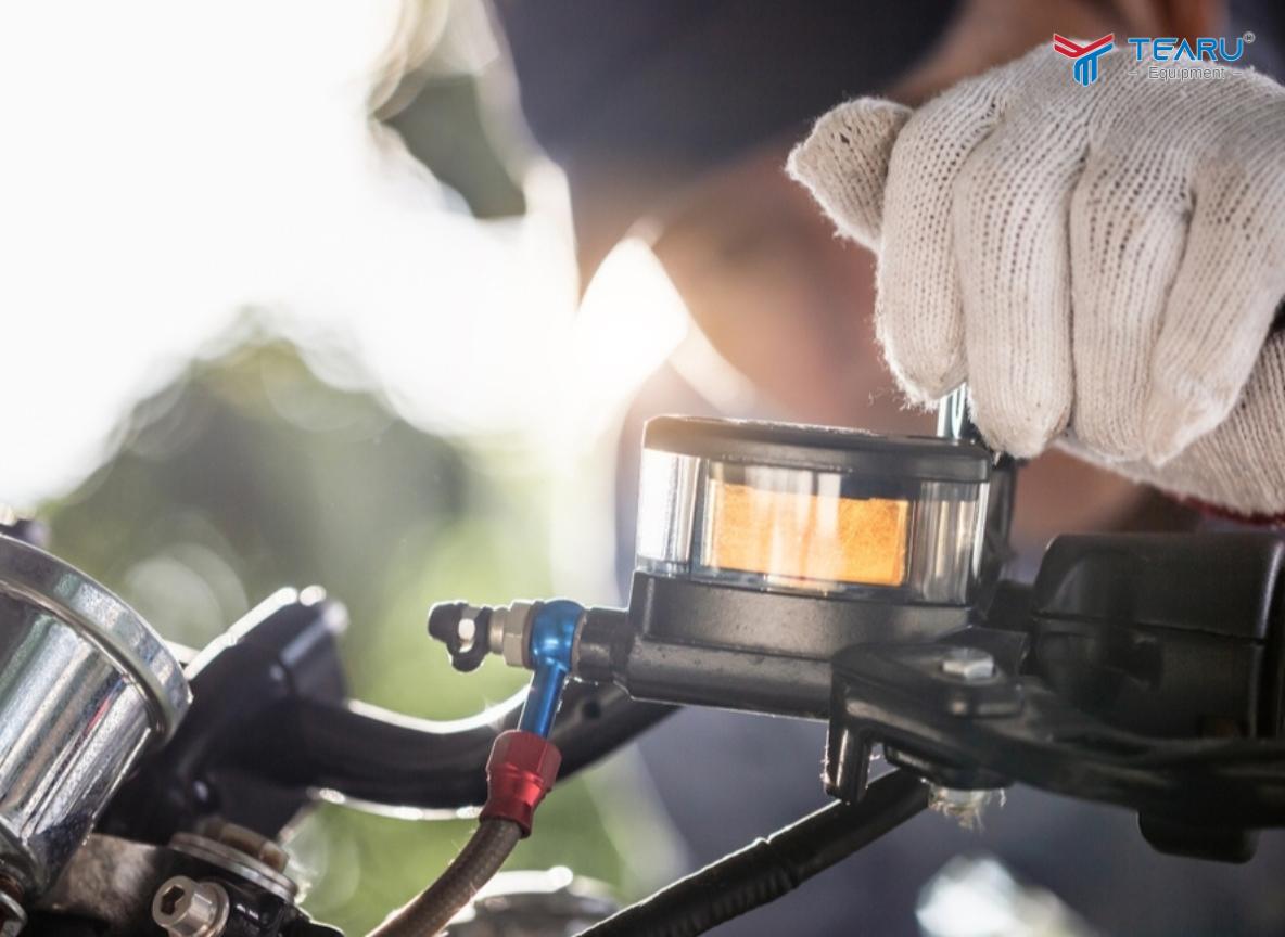 Khi Nào Cần Thay Dầu Phanh Xe Máy? Dấu Hiệu Nhận Biết Sớm 4 Sửu dụng đúng loại dầu phanh theo chỉ định của nhà sản xuất