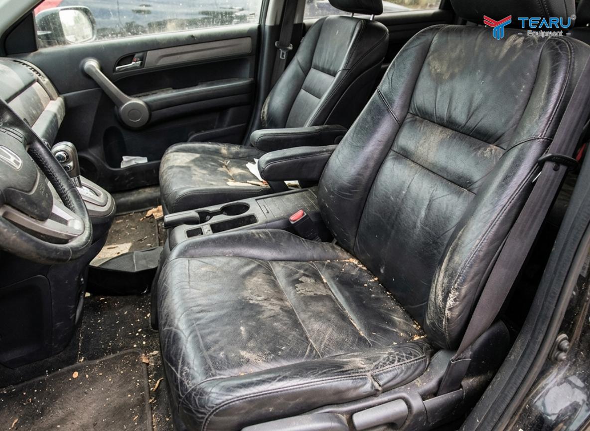 Mẹo Khử Mùi Ghế Da Ô Tô Bị Hôi Lâu Ngày Không Phải Ai Cũng Biết