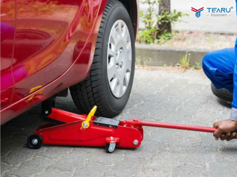 Hướng Dẫn Sử Dụng Kích Cá Sấu Ô Tô An Toàn Và Hiệu Quả