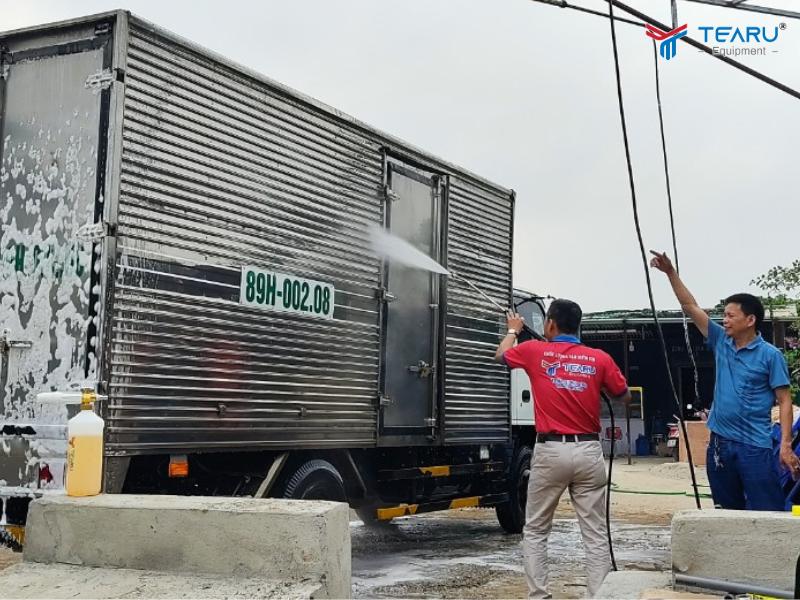 Những Quy Tắc An Toàn Khi Sử Dụng Máy Rửa Xe Cao Áp Để Đảm Bảo Hiệu Quả Và Độ Bền 1 Những Quy Tắc An Toàn Khi Sử Dụng Máy Rửa Xe Cao Áp Để Đảm Bảo Hiệu Quả Và Độ Bền