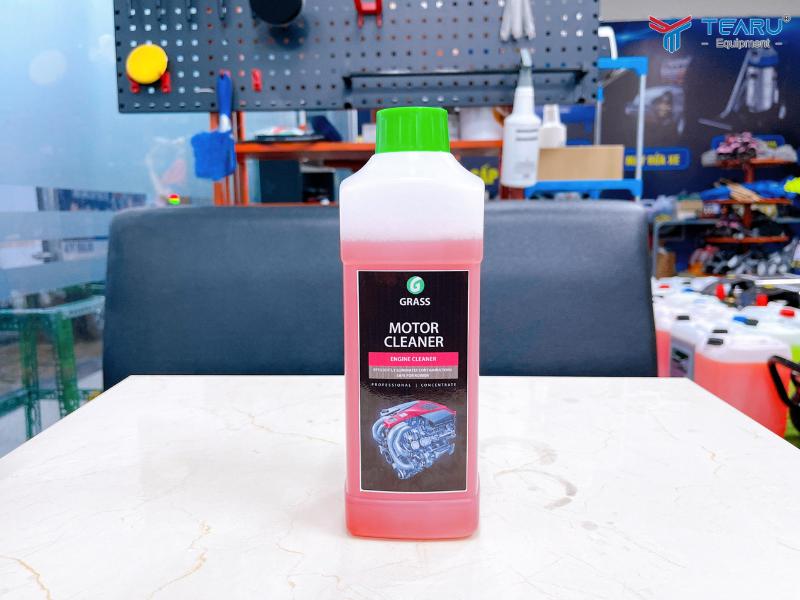 Cách Giữ Khoang Động Cơ Luôn Sạch Mà Không Gây Hư Hỏng 3 Motor Cleaner là dung dịch vệ sinh khoang máy chuyên dụng