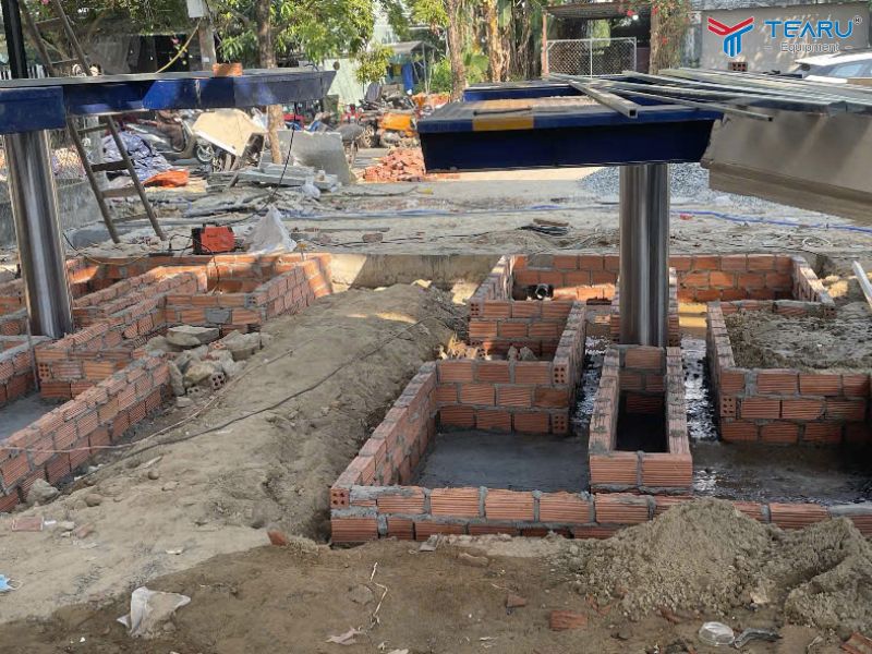 Những Điều Cần Kiểm Tra Trước Khi Mua Cầu Nâng Đã Qua Sử Dụng 2 Ty nâng quyết định khả năng nâng hạ của cầu nâng