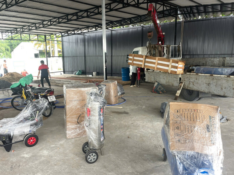 Hoàn thành bàn giao thiết bị rửa xe 1 pha và lắp đặt cầu nâng 1 trụ cho anh Thảo tại Tây Ninh 1 bàn giao thiết bị rửa xe 1 pha và lắp đặt cầu nâng 1 trụ cho anh Thảo tại Tây Ninh